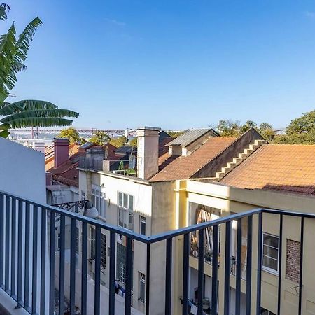 Central Lisbon Stylish Apartment ภายนอก รูปภาพ