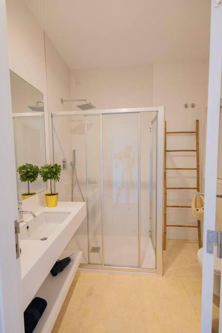 Central Lisbon Stylish Apartment ภายนอก รูปภาพ